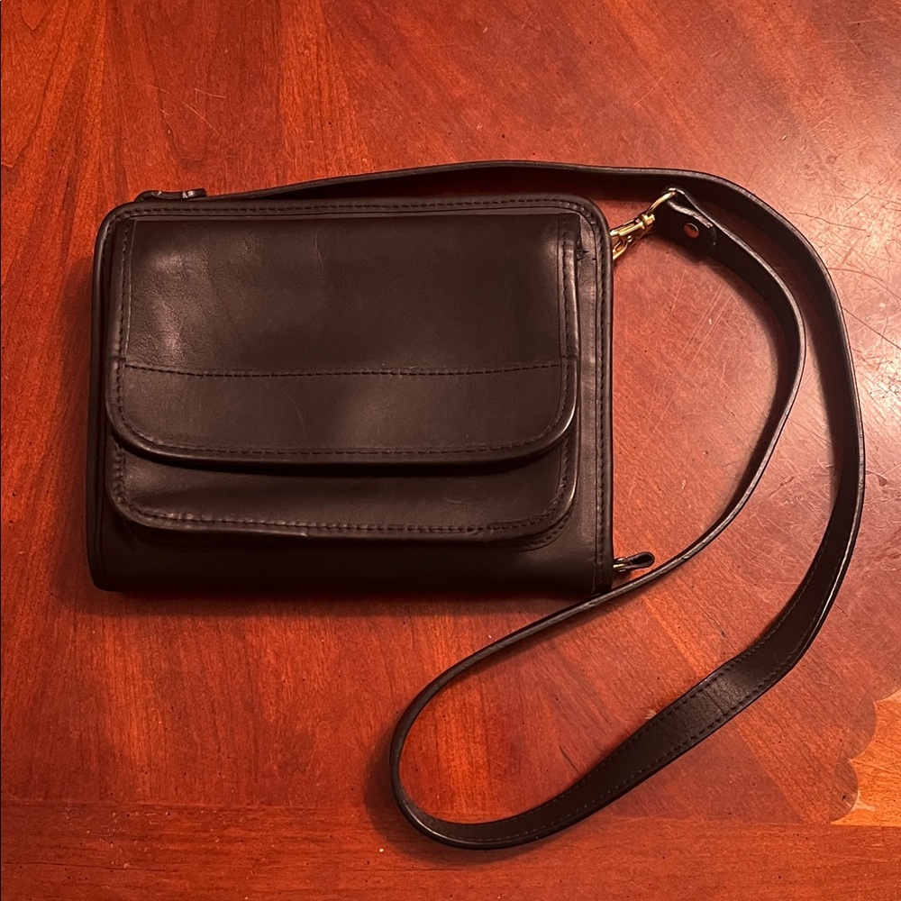 Elegant Black Leather Bag with built in agenda